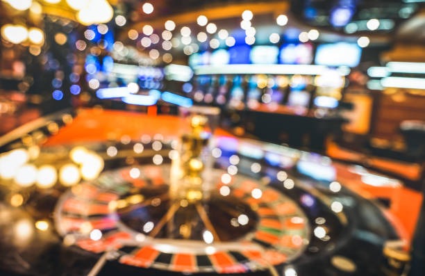 login udintogel mobile app interface showing football markets and live casino options